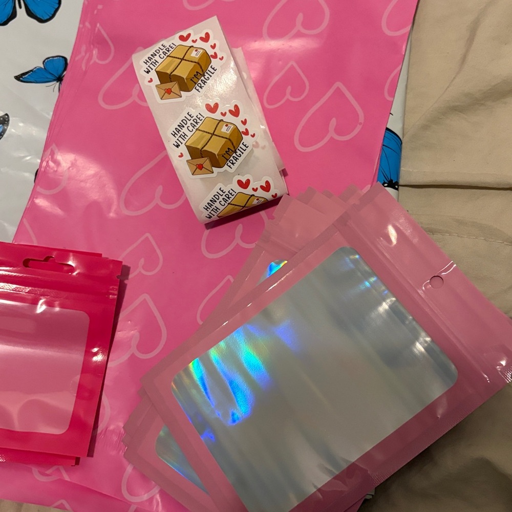 60pcs Value Pack Pretty Shipping Supply 20 polys and 30 storage bag & 10 sticker - Picture 7 of 8